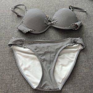 NWOT Bikini Set